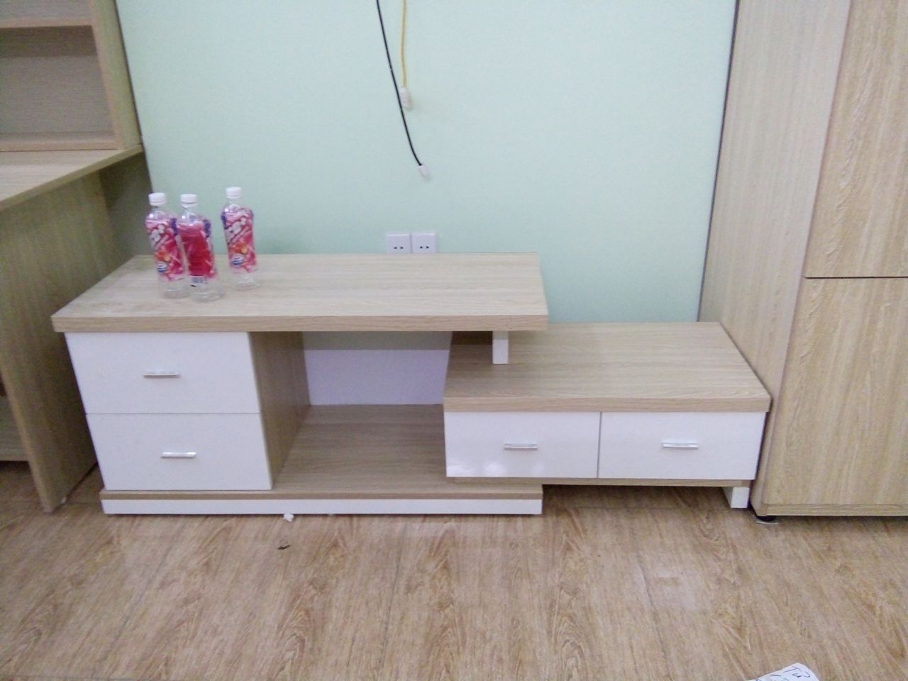 Kệ Ti Vi Gỗ Ép Công Nghiệp Đặt Theo Yêu Cầu Hải Phòng